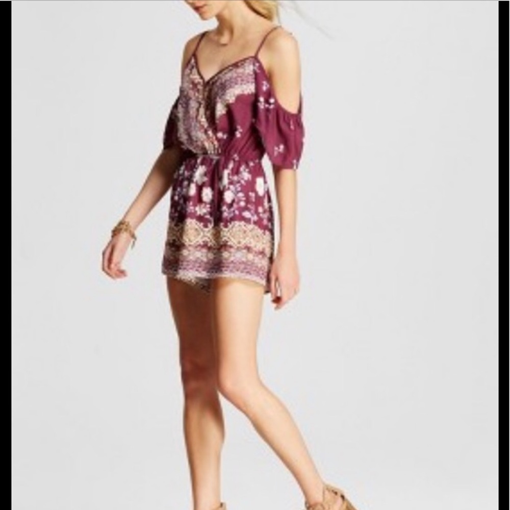 Romper.  Xhiliration.  Size S